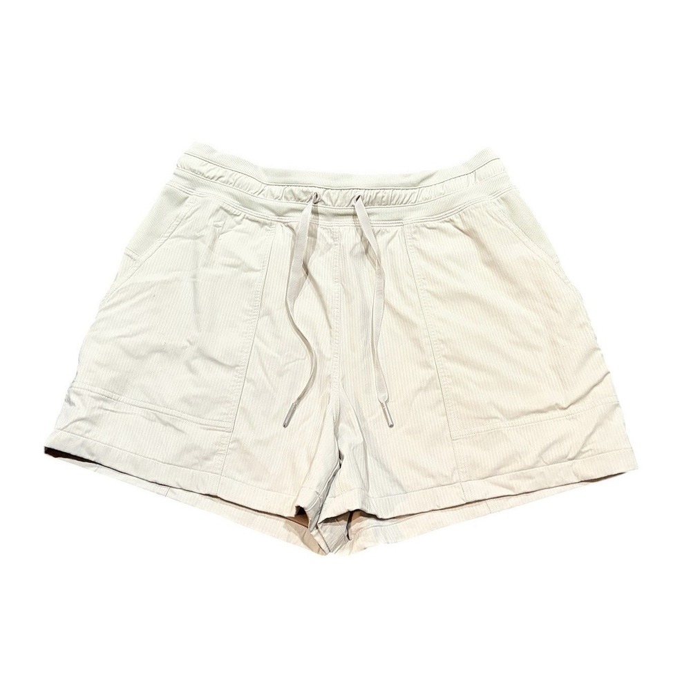 Lululemon Dance Studio High-Rise Short 3.5" Sheer Oak Size 6 EUC